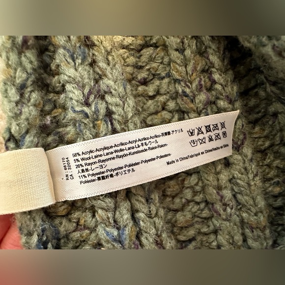 Anthropologie Ear Warmer Headband - Picture 5 of 5